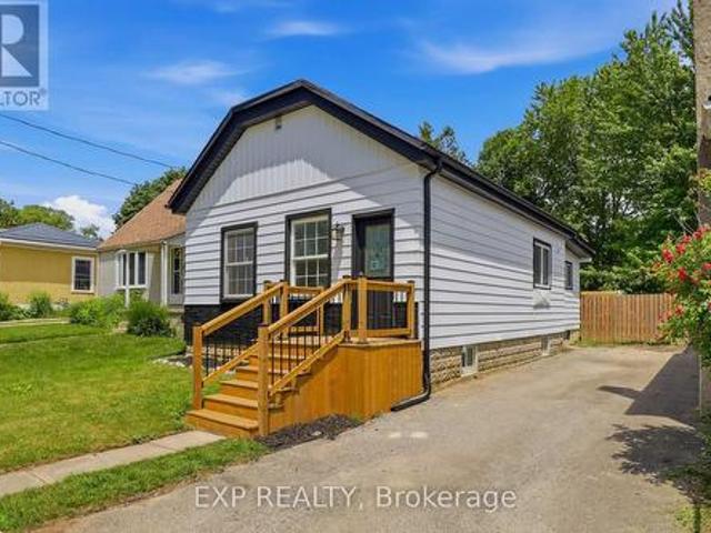 134 Sterling Street, London East C, ON, N5Y 1Y8 house for sale | Listing ID X13833 | Royal LePage