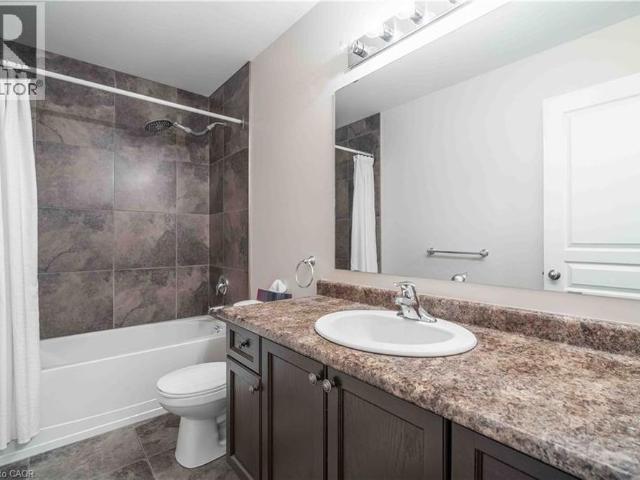 134 PALACEBEACH Trail, Hamilton, Ontario, L8E0C3