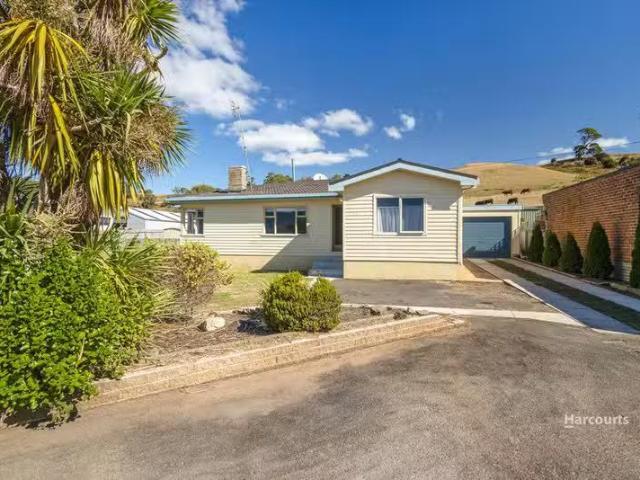 134 Preservation Drive, PRESERVATION BAY, TAS 7316 House for.