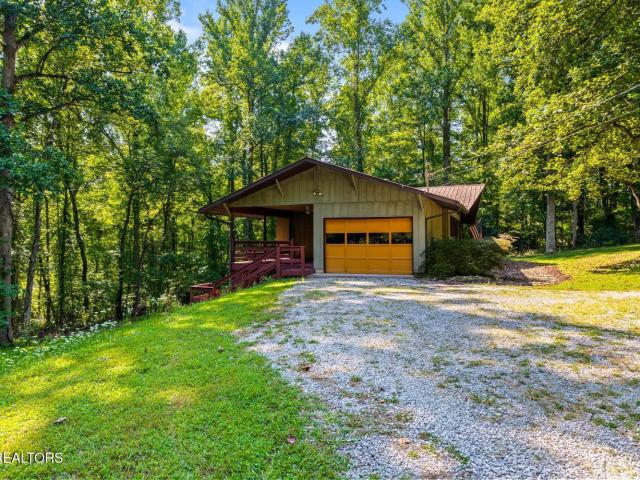 134 Reservoir Rd