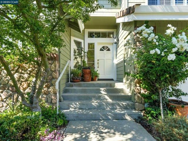 134 Tivoli Ln, Danville, CA 94506