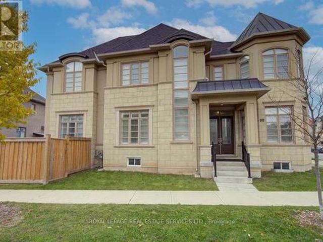 134 Zachary Crescent, Oakville, ON, L6H 0V5 house for sale | Listing ID W14106 | Royal LePage