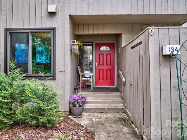 134C Pine Grove Cir, Lake Wylie, SC 29710 | MLS #4374