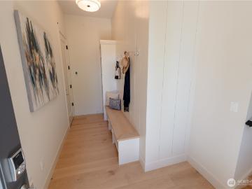 1354 th Ave NE, Unit B, Seattle, WA 98125 | MLS #2515