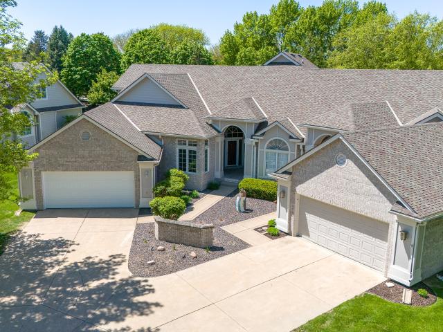 13556 village court