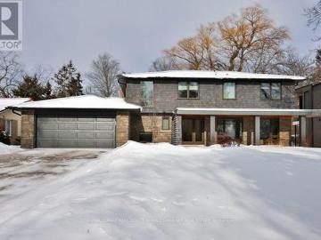 House for sale in Peel, Ontario - Garden