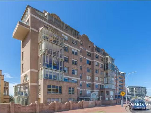 13/55 Shortland Esplanade, Newcastle East Apartment for rent.