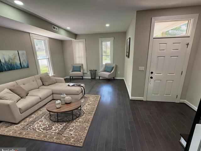 1358 Valley Pl SE, Washington, DC 20020 | MLS #DCDC2248