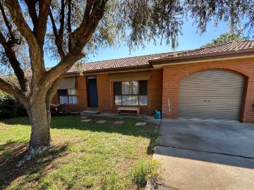 13/595 Webb Street, Lavington NSW 2641 Apartment For Rent | Domain