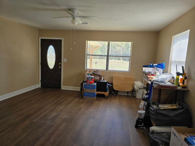 1359 Highway 27 N