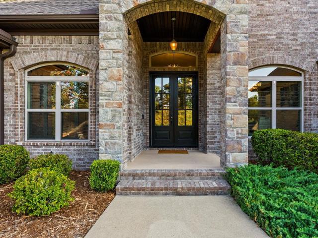 13500 Foxfield Lane