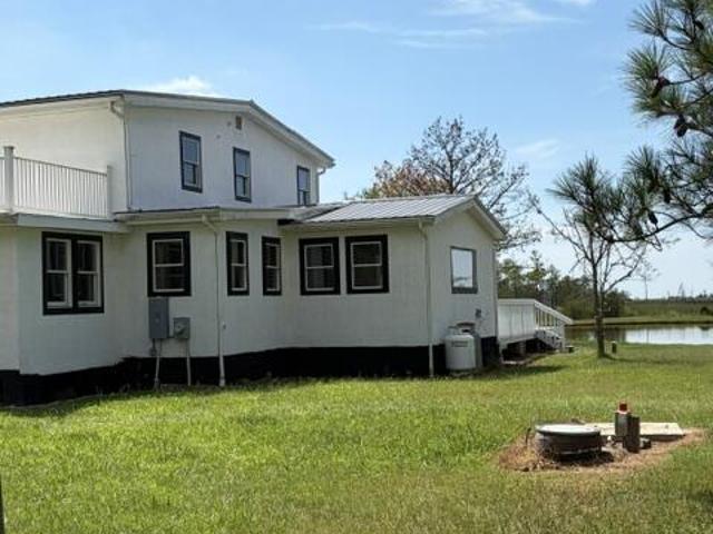 13512 Cattail Rd