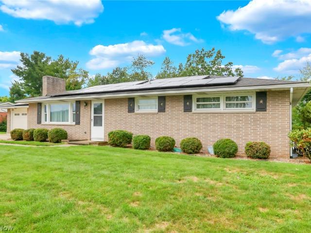 1351 Maple Heights Lane