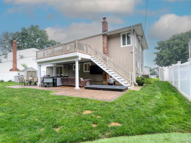 1352 Estelle Court