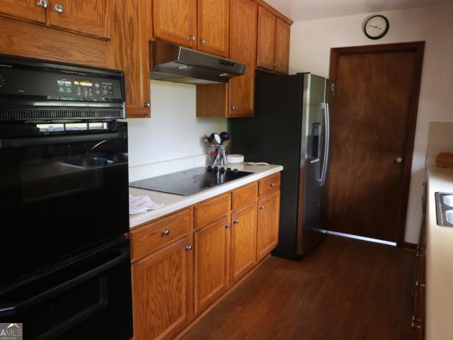 1352 Fairview Road