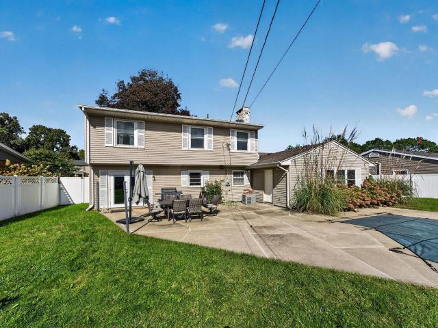 1352 Roelke Drive