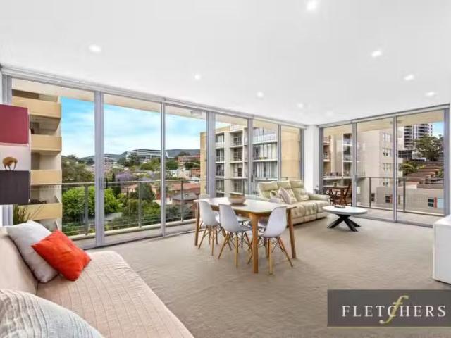 135/30 Gladstone Avenue, Wollongong NSW 2500 Apartment For L.