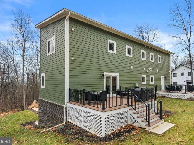 13537 Hanging Rock Lane