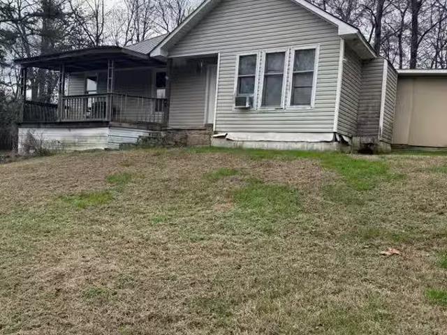 1353 N VALLEY AVE, COLLINSVILLE, AL 35961