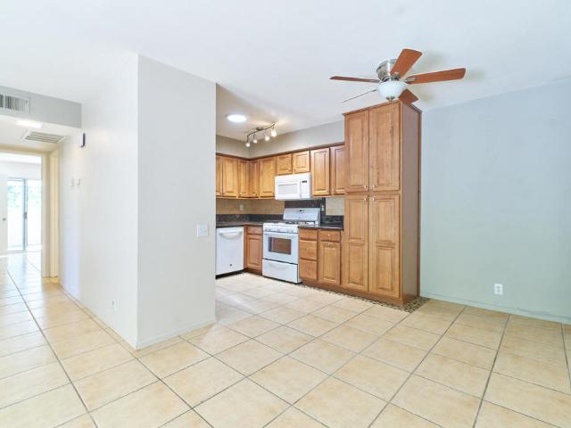 1353 Sunflower Circle N
