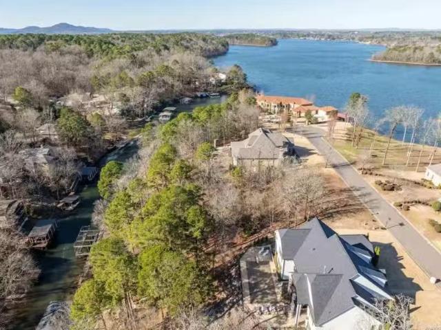 135 CANNON RIDGE PT, HOT SPRINGS, AR 71913