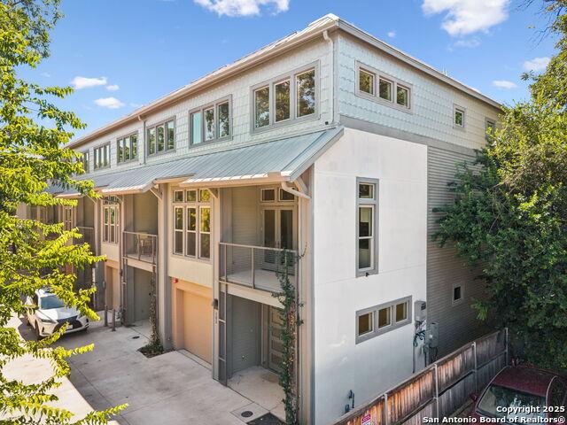 135 Cedar Street, Unit 105