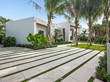 135 Churchill Rd, West Palm Beach, FL 33405 | MLS #26 860