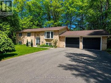135 Christopher Avenue, Wasaga Beach, ON, L9Z 1S4 house for sale | Listing ID S13486 | Royal LePage