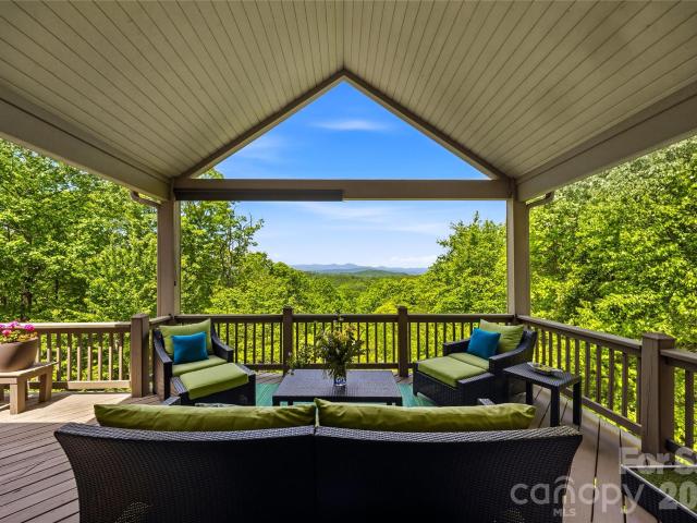 135 Crossvine Trail