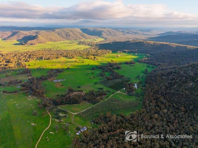 135 ACRES, ONE SPECTACULAR VALLEY VIEW