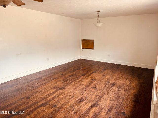 135 Autumn Drive