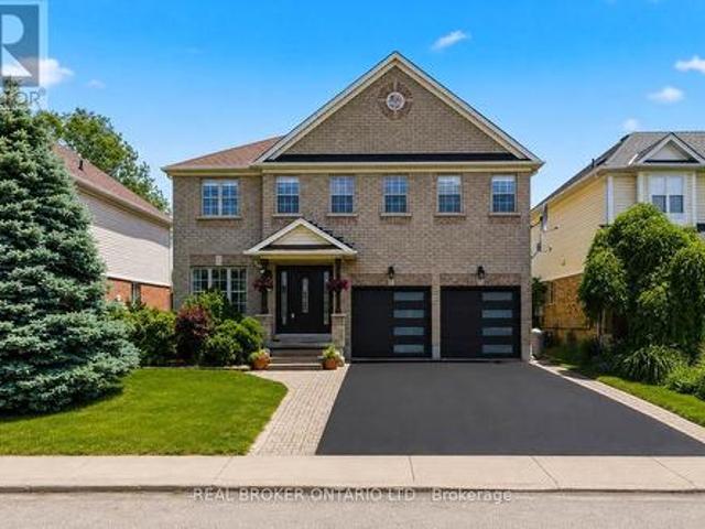 135 Blackburn Drive, Brantford, ON, N3T 6S8 house for sale | Listing ID X13542 | Royal LePage
