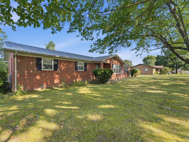 135 Blakemore Rd