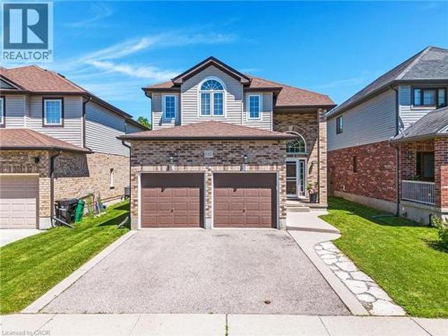 135 Broadoaks Drive, Cambridge, ON, N1T 0A9 house for sale | Listing ID 40852 | Royal LePage