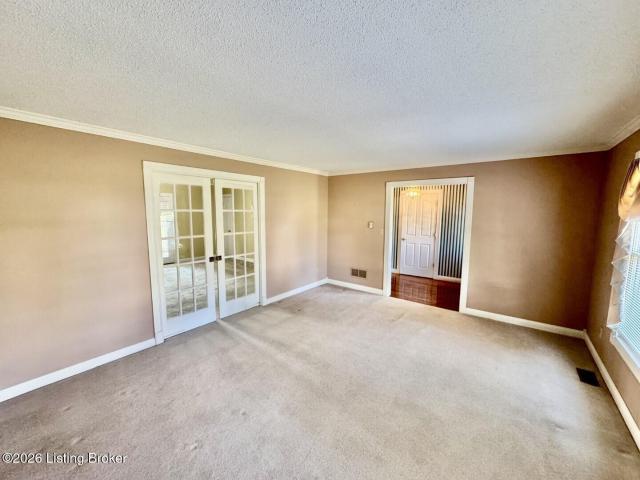 135 Brookside Dr