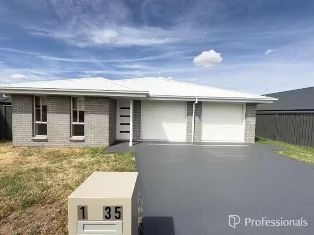 1/35 Garden Street, KOOTINGAL House for rent Listed by Erin W.