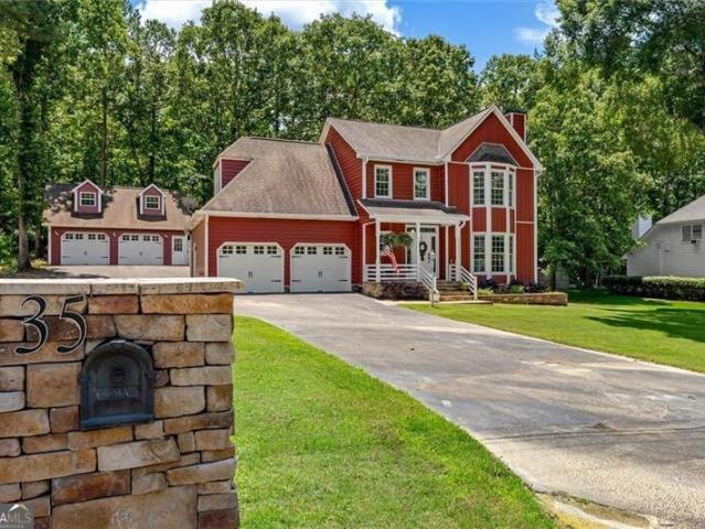 135 E Clinton Drive SW