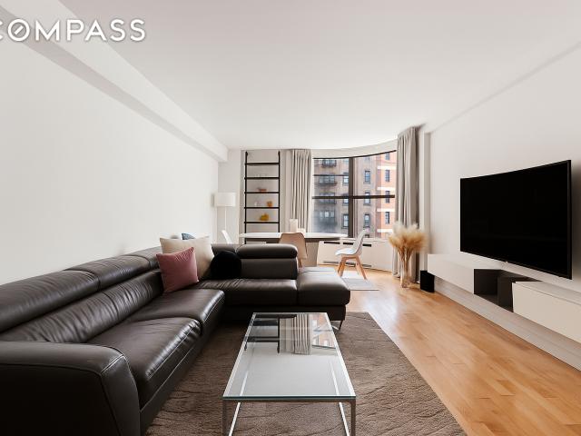 135 East 54th Street, New York, NY