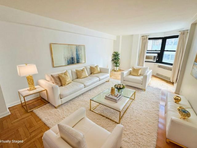 135 East 54th Street, New York, NY