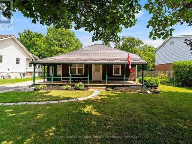 135 Essex Street, Goderich. Town, ON, N7A 2H8 house for sale | Listing ID X13601 | Royal LePage