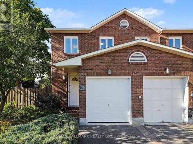 135 Evelyn Avenue, Ottawa, ON, K1S 0E1 house for sale | Listing ID X13827 | Royal LePage