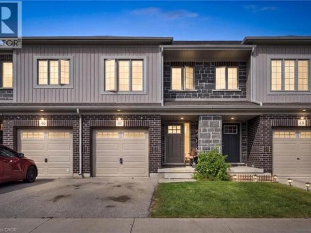135 Hardcastle Drive Unit# 47, Cambridge, ON, N1S 0B6 house for sale | Listing ID 40850 | Royal LePage