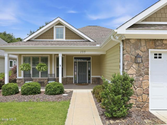 135 Heath Court