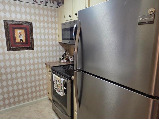 135 Hillview #38 Drive # 38