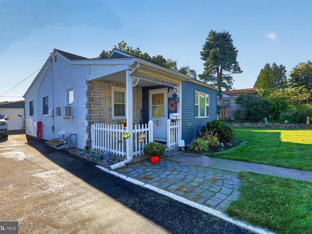 135 Hillview Road