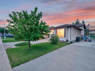135 Hyndman Crescent, Edmonton, AB, T5A 4X6 house for sale | Listing ID E4496 | Royal LePage