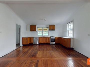 135 Old Maitland Road, Hexham NSW 2322