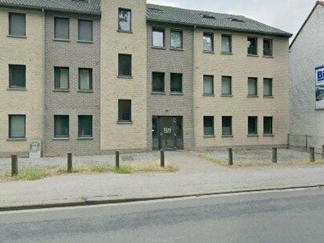 135 m2 apartment for rent in Eigenbrakel