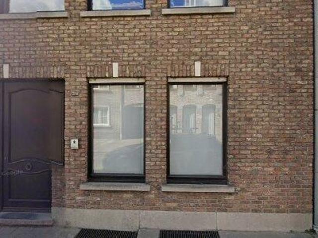 135 m2 apartment for rent in Lille