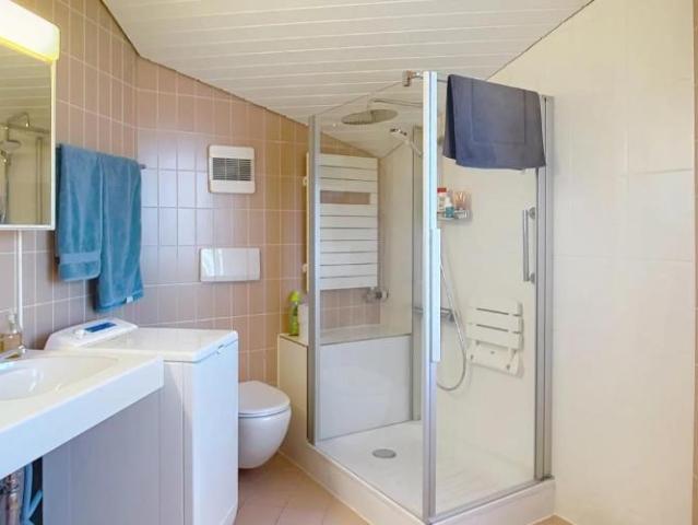 135 m² grosses Attikageschoss mit uneingeschränkter Sicht auf das Genf